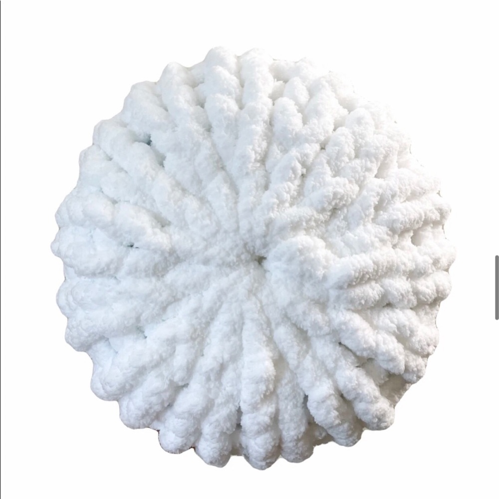 White Dreamy Chunky Knit Pillow